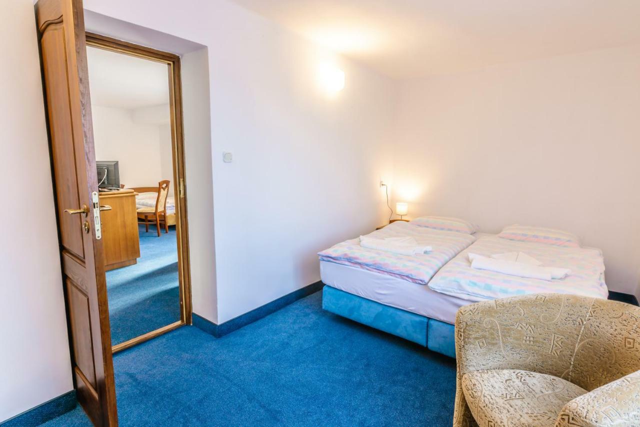 솔리나 Osrodek Wypoczynkowy Tarnica B&B 외부 사진
