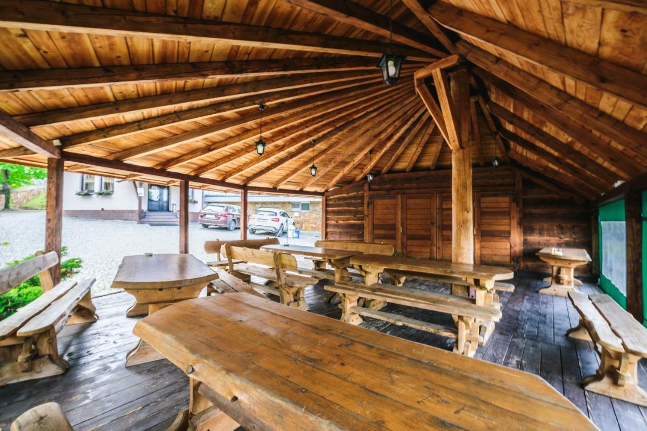 솔리나 Osrodek Wypoczynkowy Tarnica B&B 외부 사진