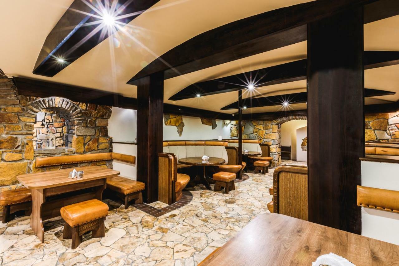 솔리나 Osrodek Wypoczynkowy Tarnica B&B 외부 사진