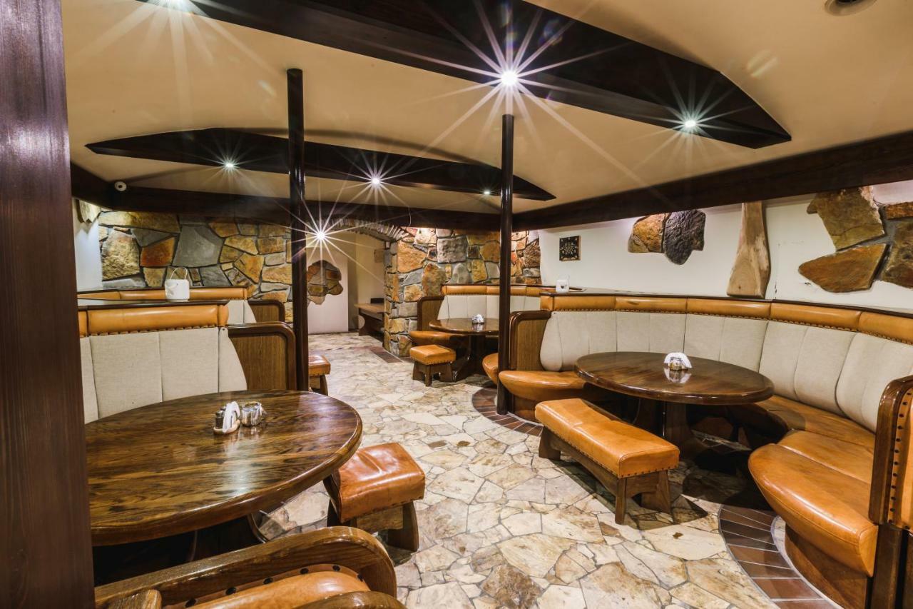 솔리나 Osrodek Wypoczynkowy Tarnica B&B 외부 사진