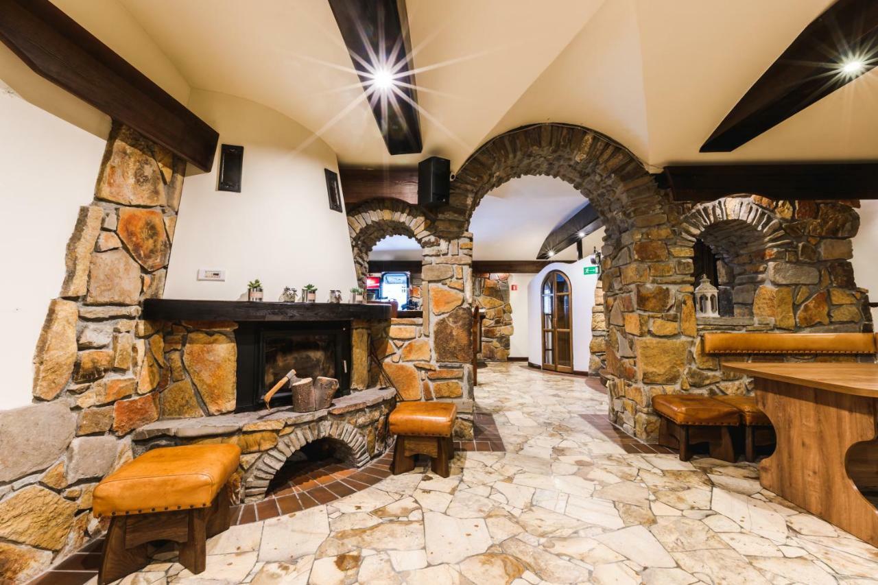 솔리나 Osrodek Wypoczynkowy Tarnica B&B 외부 사진